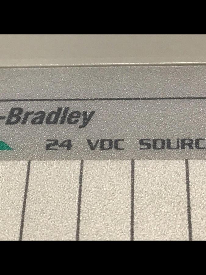 Used ALLEN BRADLEY I/O Module 1794-OB16 SER A Used