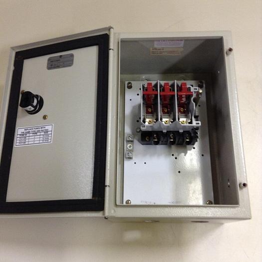 Used ALLEN BRADLEY Disconnect Switch 194R-J030P3 SER A #71444