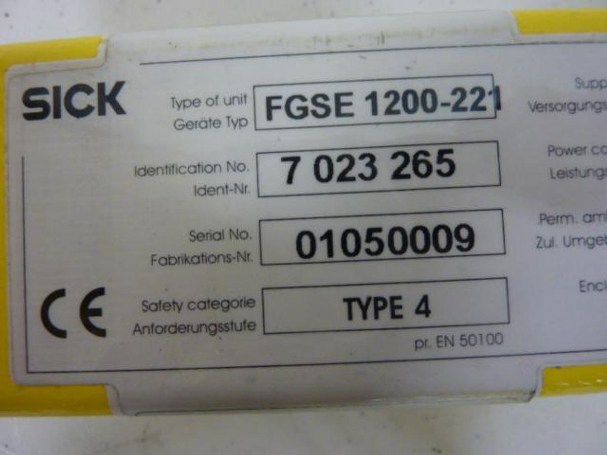 Used SICK OPTIC ELECTRONIC Light Curtain Receiver FGSE 1200-221 #49847
