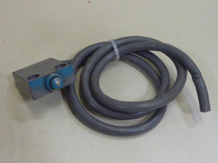 Used HONEYWELL Micro Switch 914CE1-3A #65887