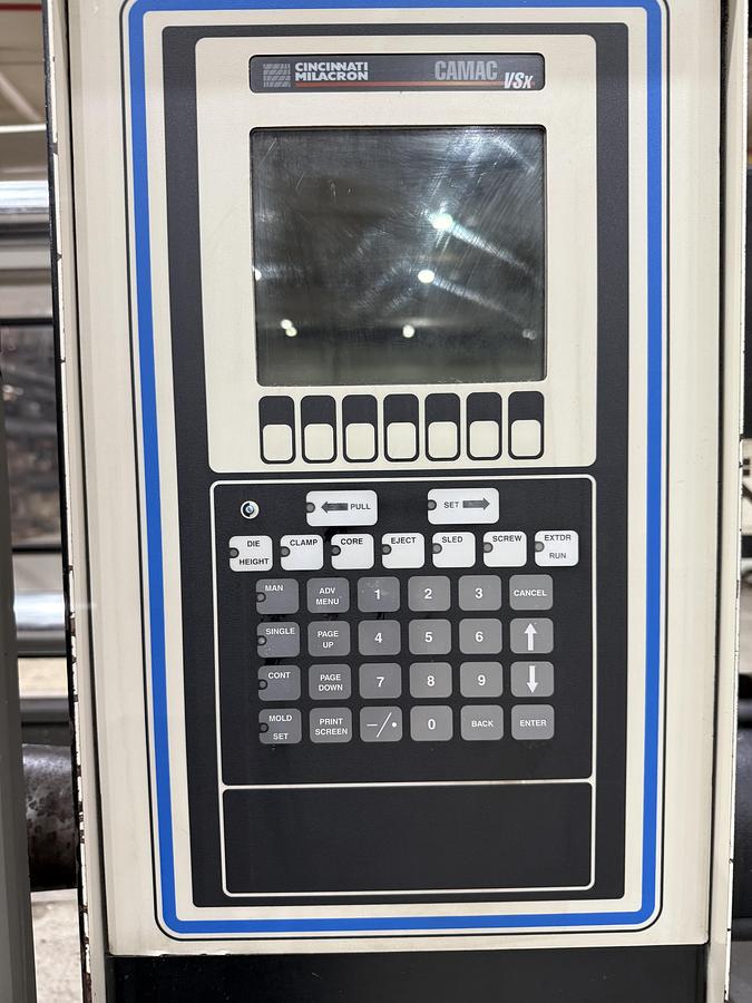 Used CINCINNATI MILACRON VT 300-29