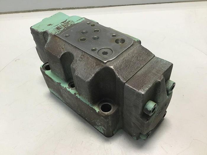 Used NISSEI Valve DG3V-7-6C-E-10-JA-Z #113092