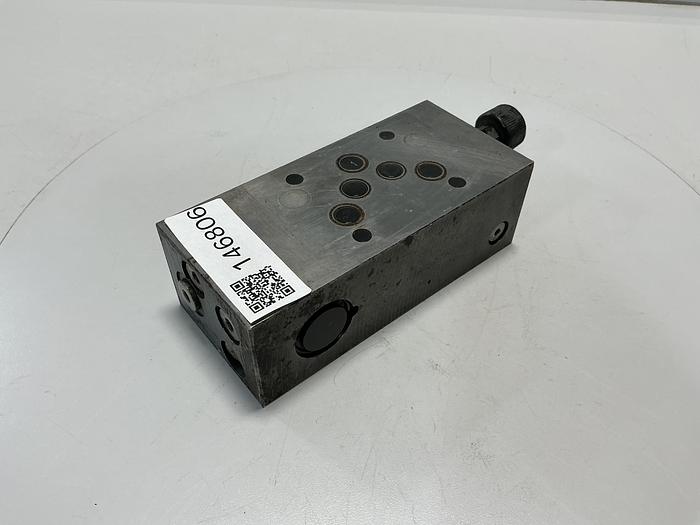 Used PARKER PRM3PP25K31