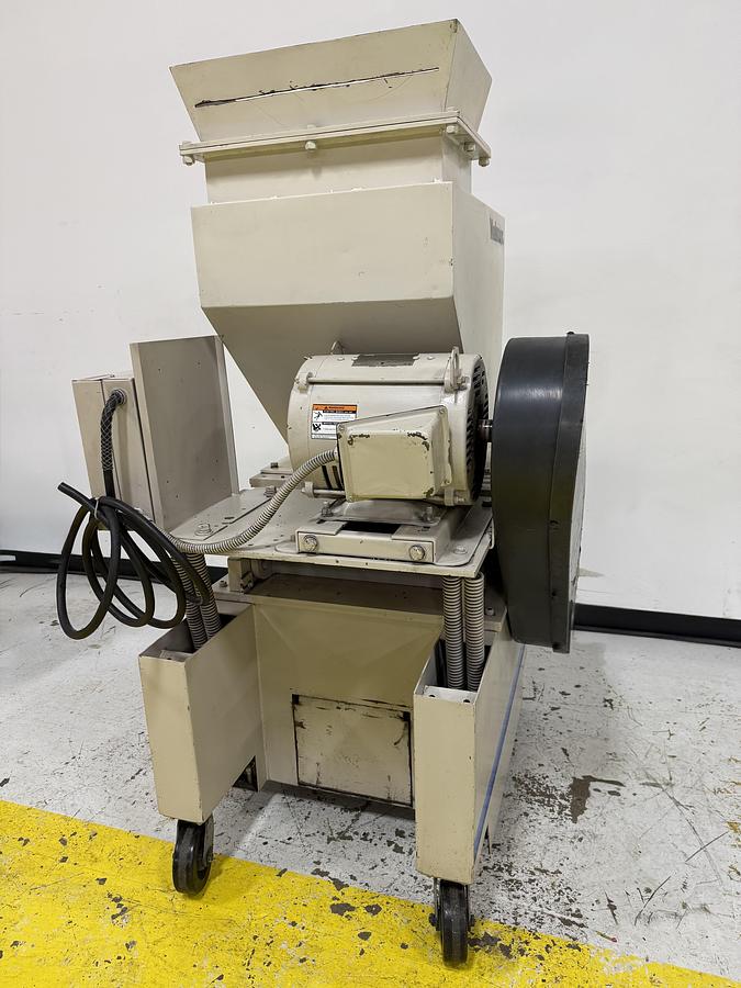 Used DNL / NOT CLEANED AEC NELMOR Grinder G1220P1