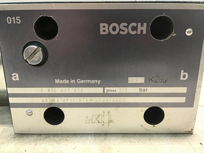 Used BOSCH Hydraulic Valve 0 810 001 830 #137486