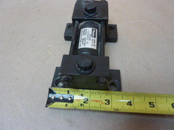 Used PARKER Cylinder 01.50 CC2AUV18C 1.375 Used