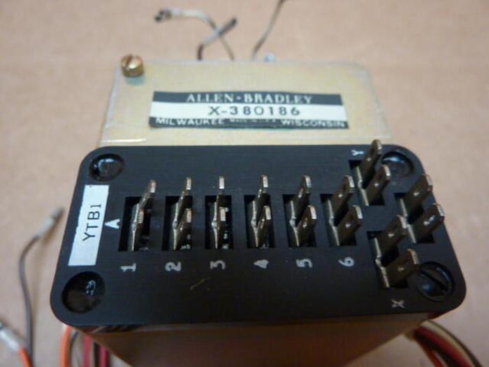 Used ALLEN BRADLEY Power Supply X-380186 #27738