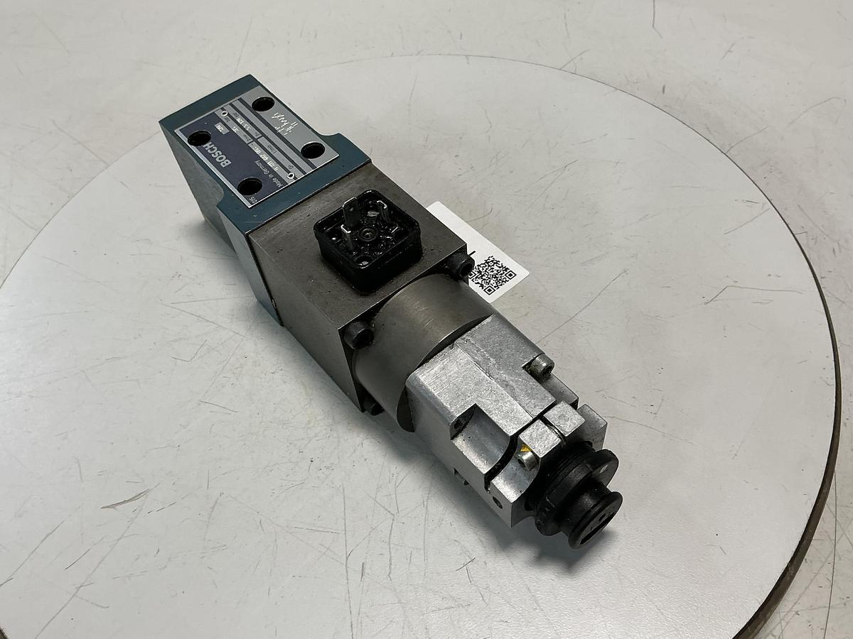 Used BOSCH 0 811 402 003