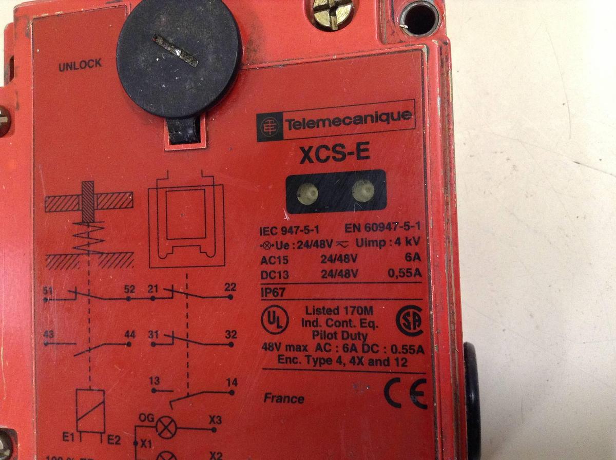 Used TELEMECANIQUE Safety Interlock Switch XCS-E #73822