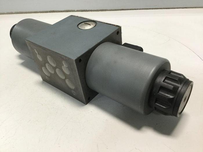 Used REXROTH Valve 4WE10E30/CG24N9K4V #110422