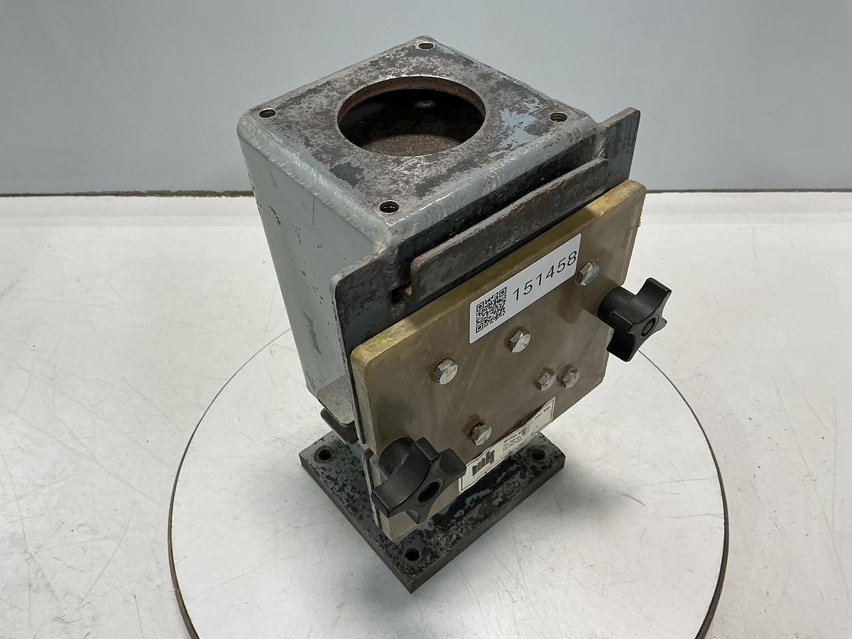 Used METAL KATCHER  NO MODEL / NO TAG