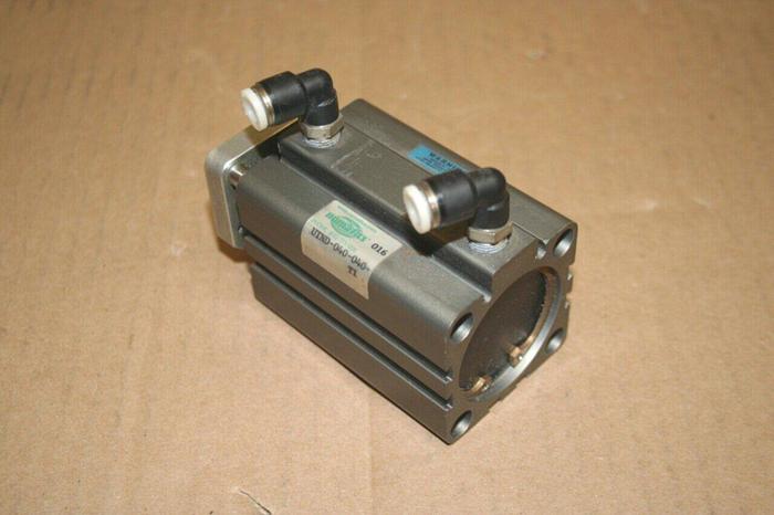 Used NUMATICS Universal Cylinder UTND-040-040-T1 #13886