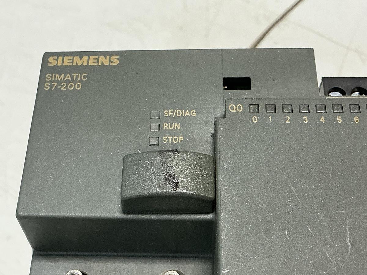 Used SIEMENS  6ES7 216-2AD23-0XB0