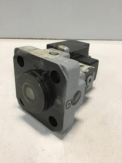 Used VICKERS Proportional Pressure Control Valve EHST-3-FVE-30 USED