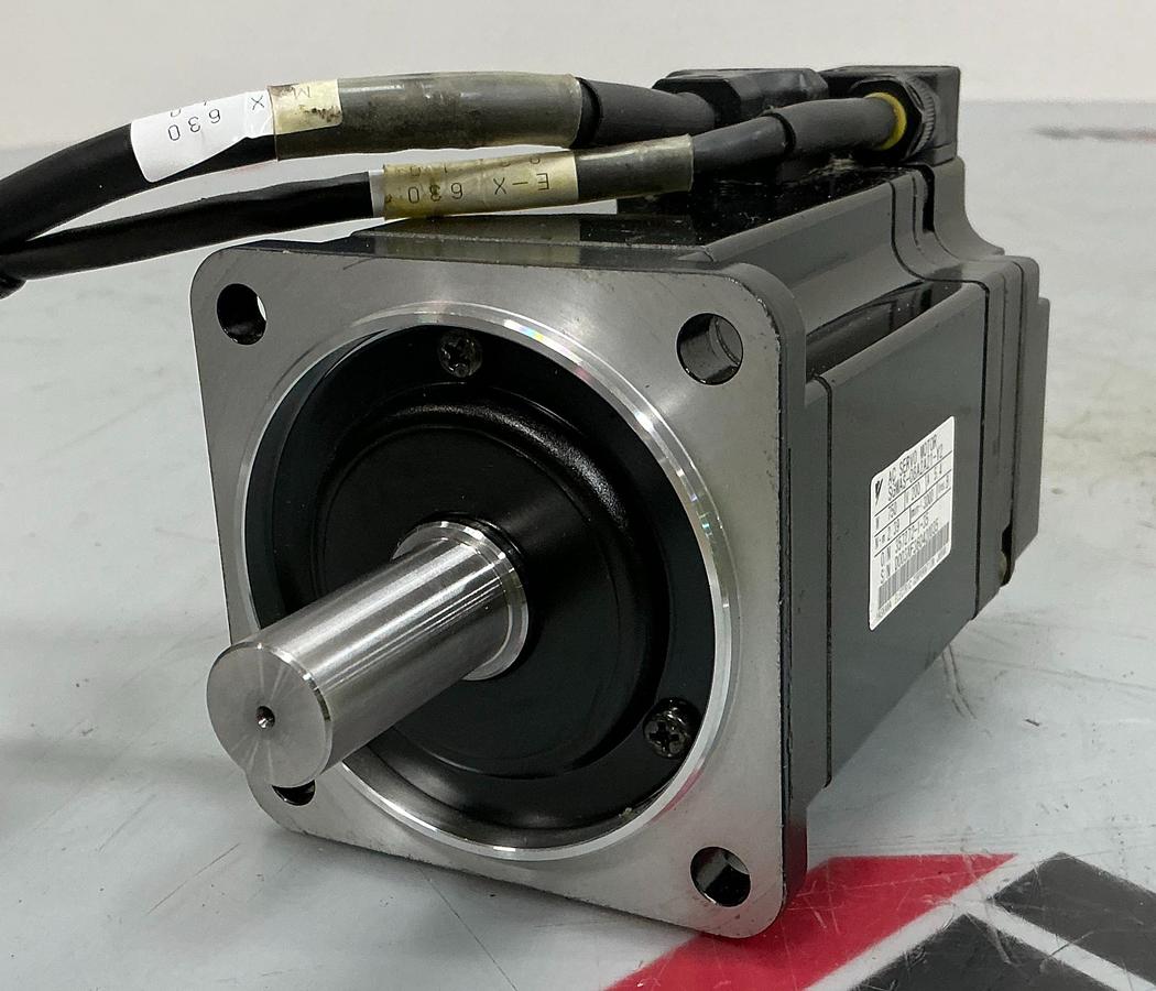 Used YASKAWA ELECTRIC SGMAS-08A2A21-Y2