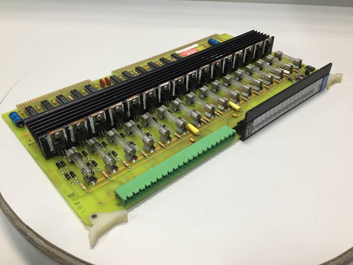 Used CINCINNATI MILACRON I/O Board 3-531-4479A Used