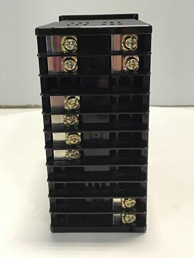 Used BARBER COLMAN Temp Control MBEA-02200-000-8-00 USED