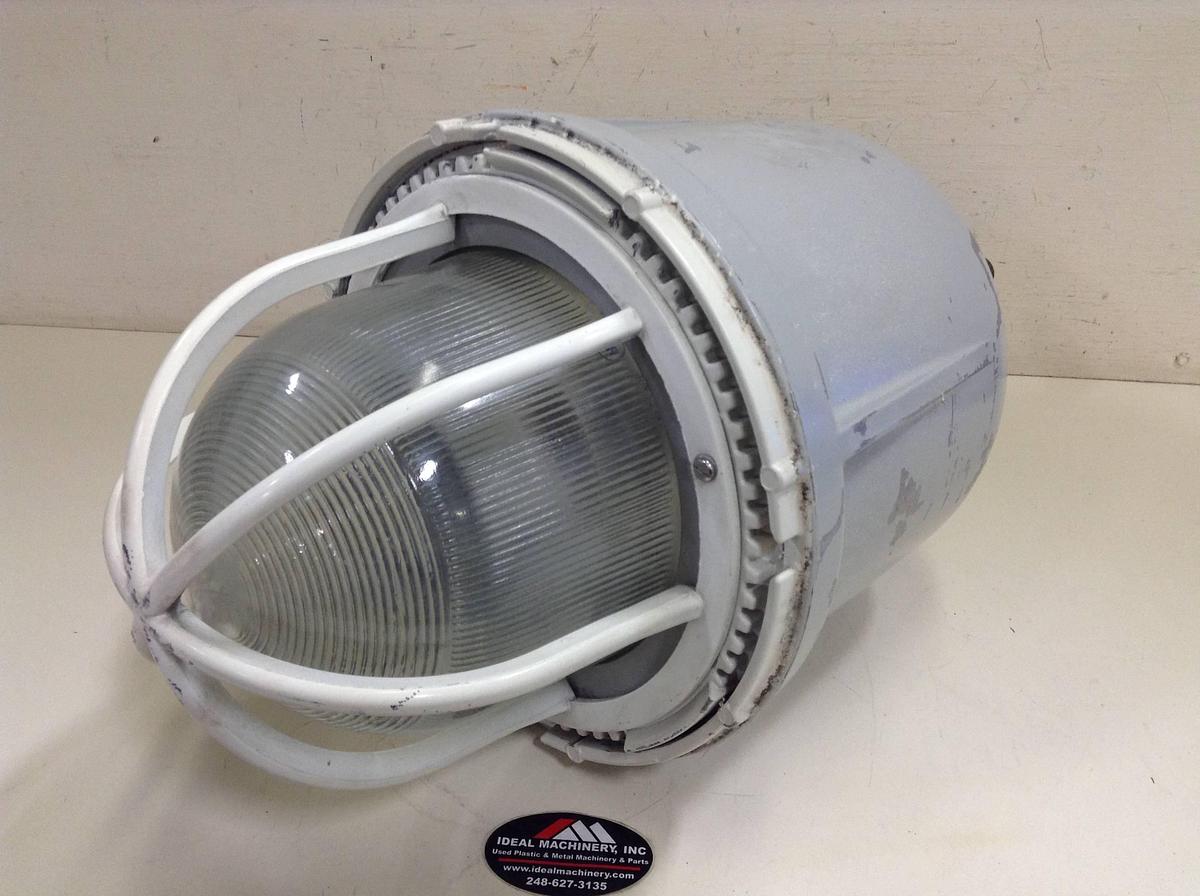 Used GENERAL ELECTRIC Explosion Proof Lighting Fixture H9115S3PHH Used