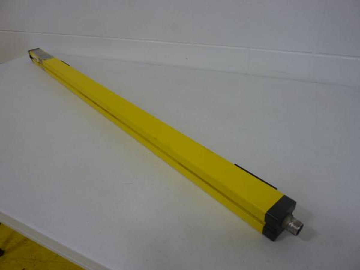 Used SICK OPTIC ELECTRONIC Light Curtain FGSE 1200-22 Used