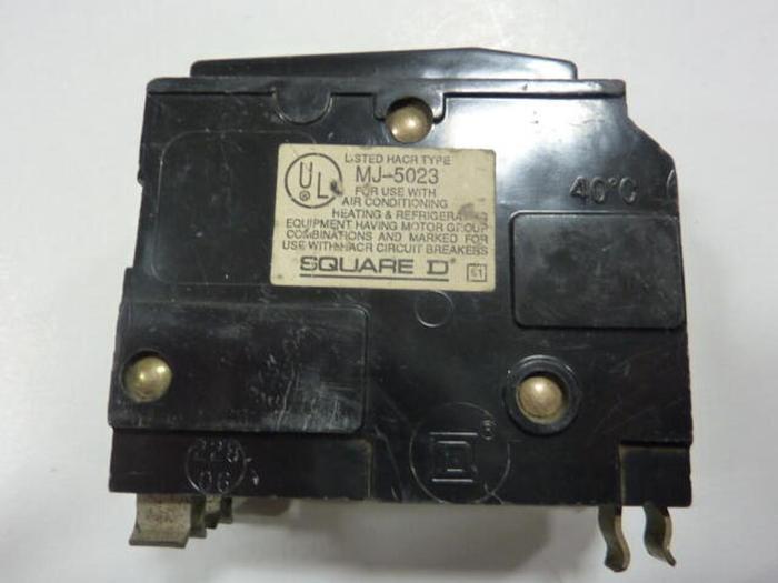 Used SQUARE D 15 Amp Circuit Breaker QO215 #27714