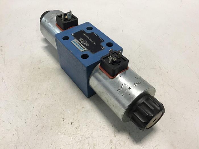 Used REXROTH Valve 4WE10U33/CG24N9K4 #135205