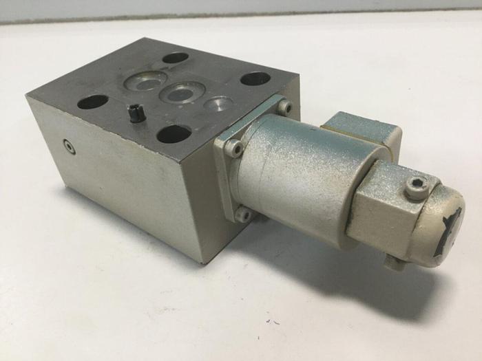 Used DAIKIN Relief Valve JRPD-G03-03-10-N #105291