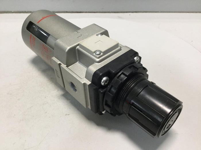 Used SMC Regulator AW40-02B #104758