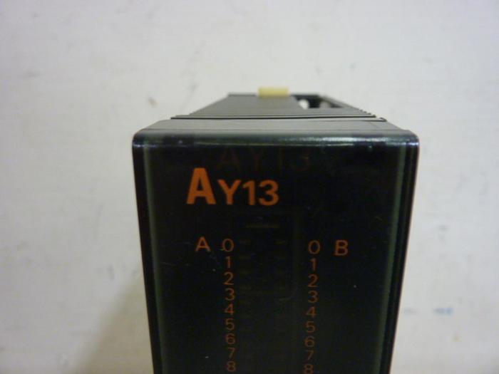 Used MITSUBISHI Melsec Output Module AY13 #67555