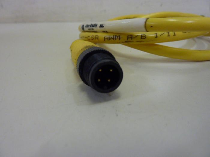Used ALLEN BRADLEY Photoswitch & Cable 889D-F4ACDM-1 SER B #55404