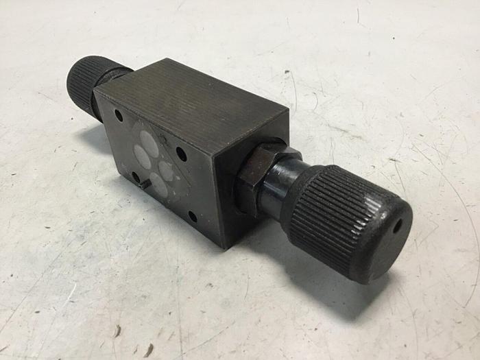 Used VICKERS Valve DGMFN-3-Y-A2H-B2H-41 #135606