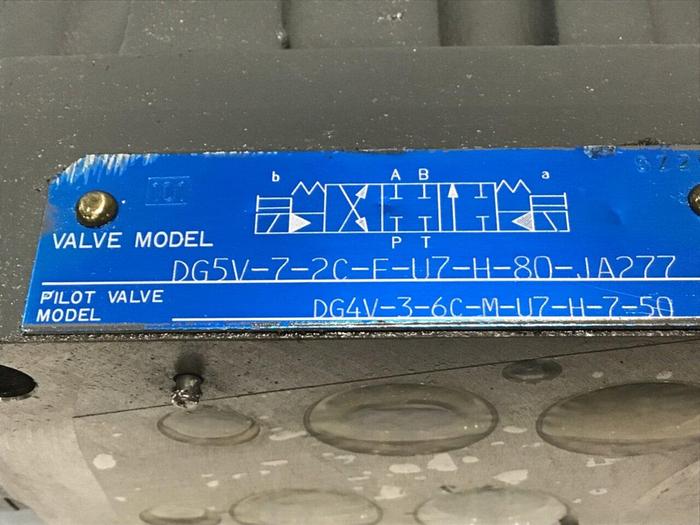 Used VICKERS Valve DG5N-7-2C-E-U7-H-80-JA277 #135653