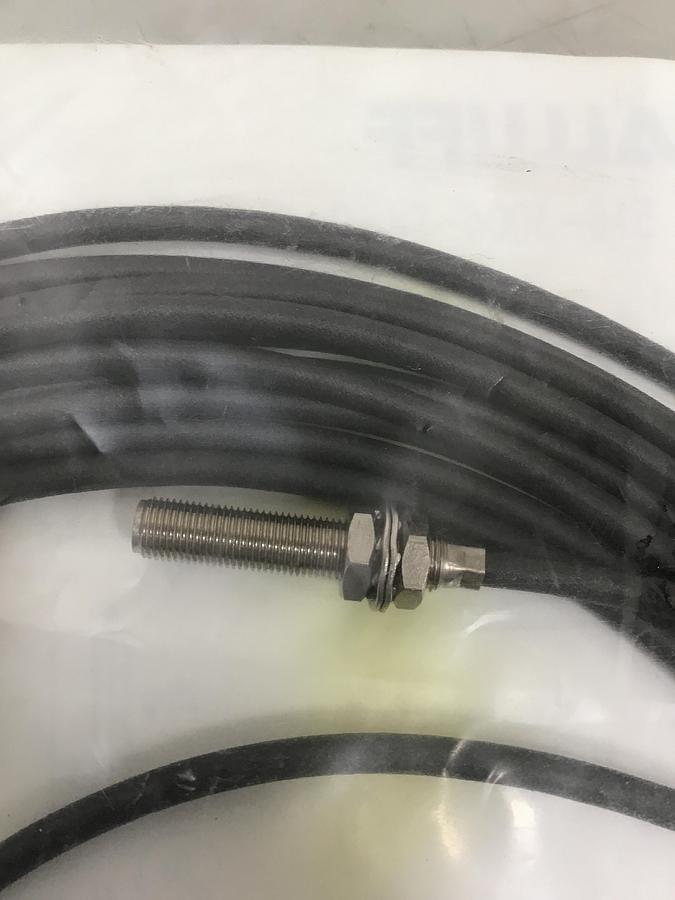BALLUFF Proximity Sensor BES 516-3006-E4-C-PU-05 Used