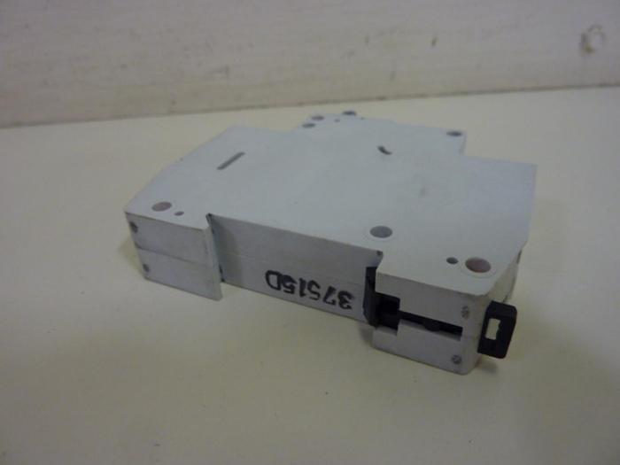 Used ALLEN BRADLEY 15 Amp Circuit Breaker 1492-SP1D150 SER C #55560