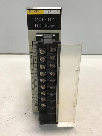 Used OMRON Output Module C200H-OC225 #122630