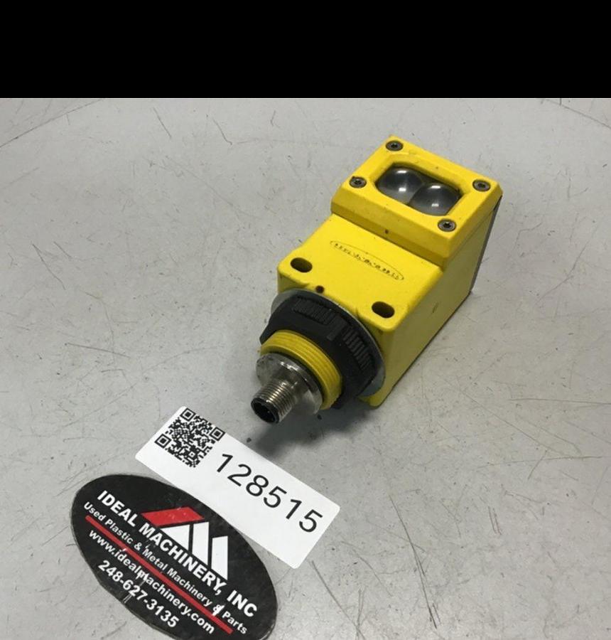 Used BANNER ENGINEERING Photoelectric Sensor Q45BB6DXQ5 USED