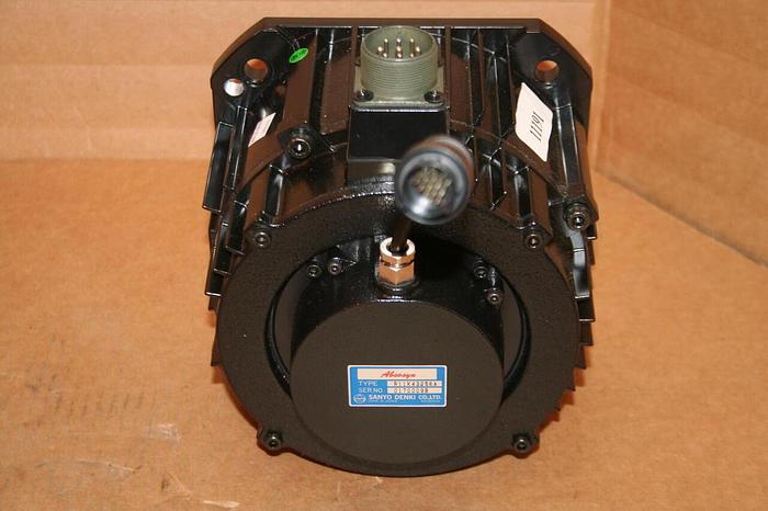 SANYO DENKI 2 HP Servo Motor 68BM090RBRNB Used