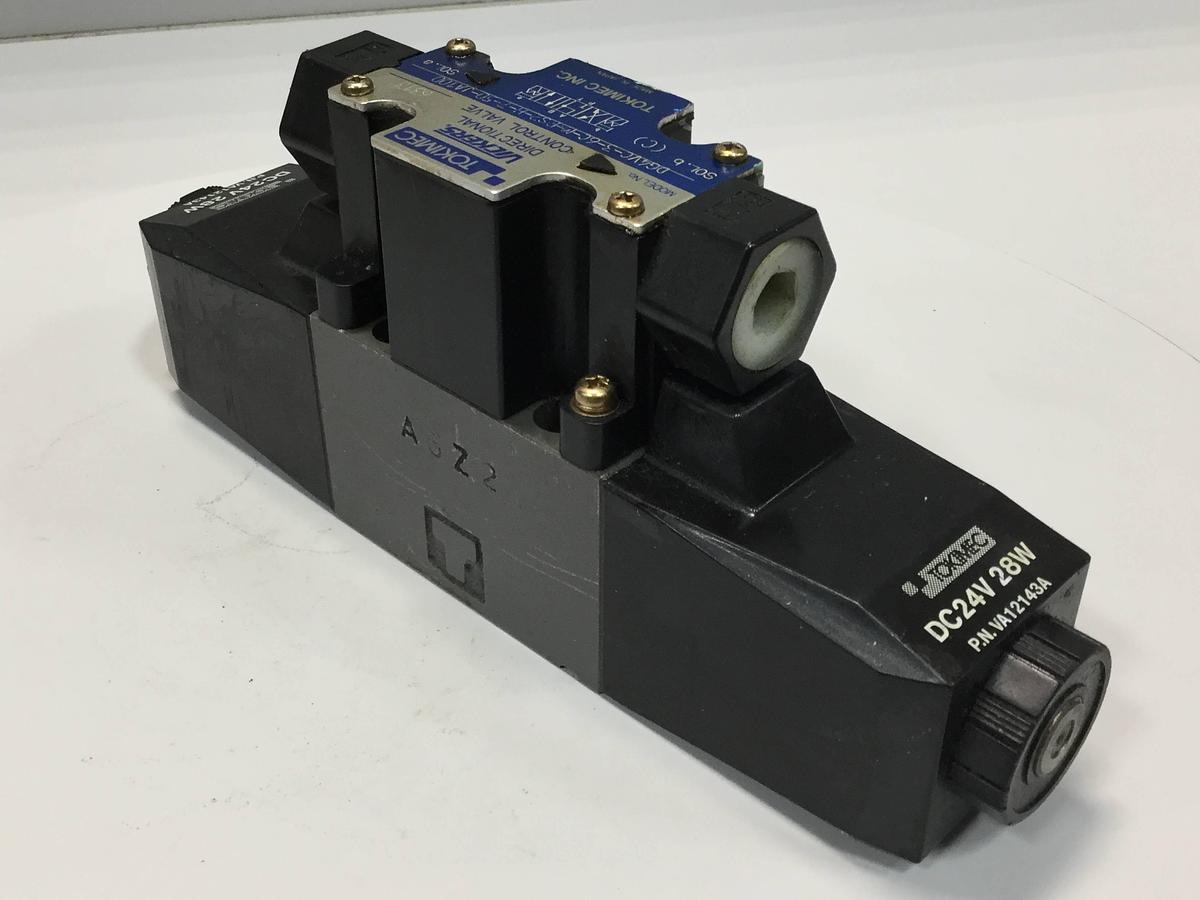 Used VICKERS Directional Control Valve DG4VC36CMPS2H750JA100 USED