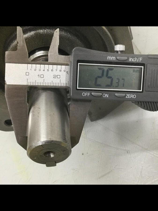 Used NACHI Eckerle IP Pump IPH-4B-32-20 #106609