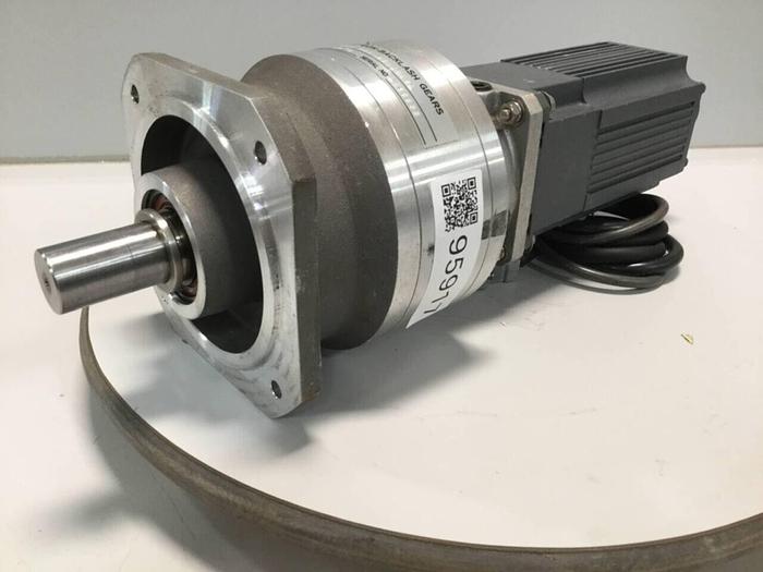 Used MITSUBISHI Servo Motor w/ Gear Motor HA-FH33B Used