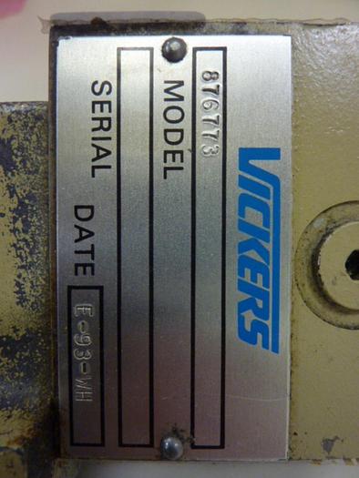 Used VICKERS Valve 876773 #61046