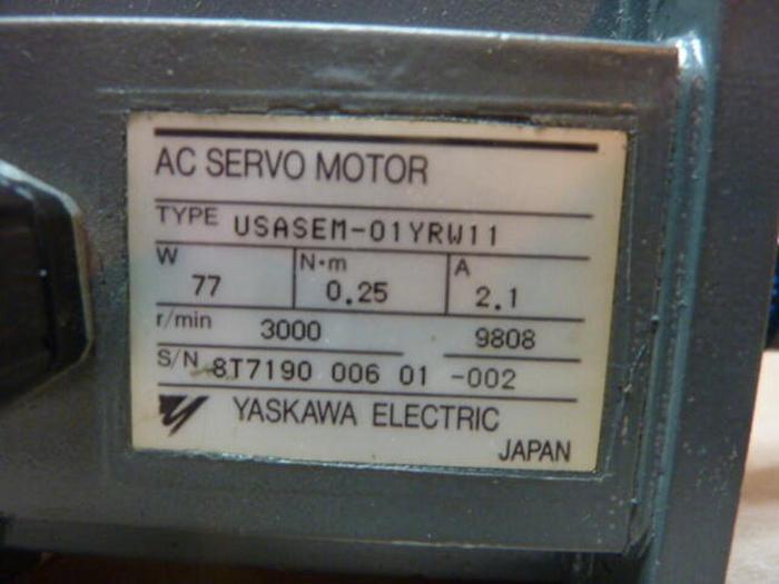 YASKAWA ELECTRIC AC Servo Motor USASEM-01YRW11 Used