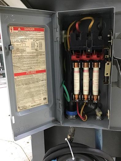 Used GAMMAFLUX 12 Zone Hot Runner System E9016 Used