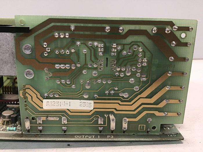 Used BARBER COLMAN Temperature Controller 585A-00016-000-0-00 #129794