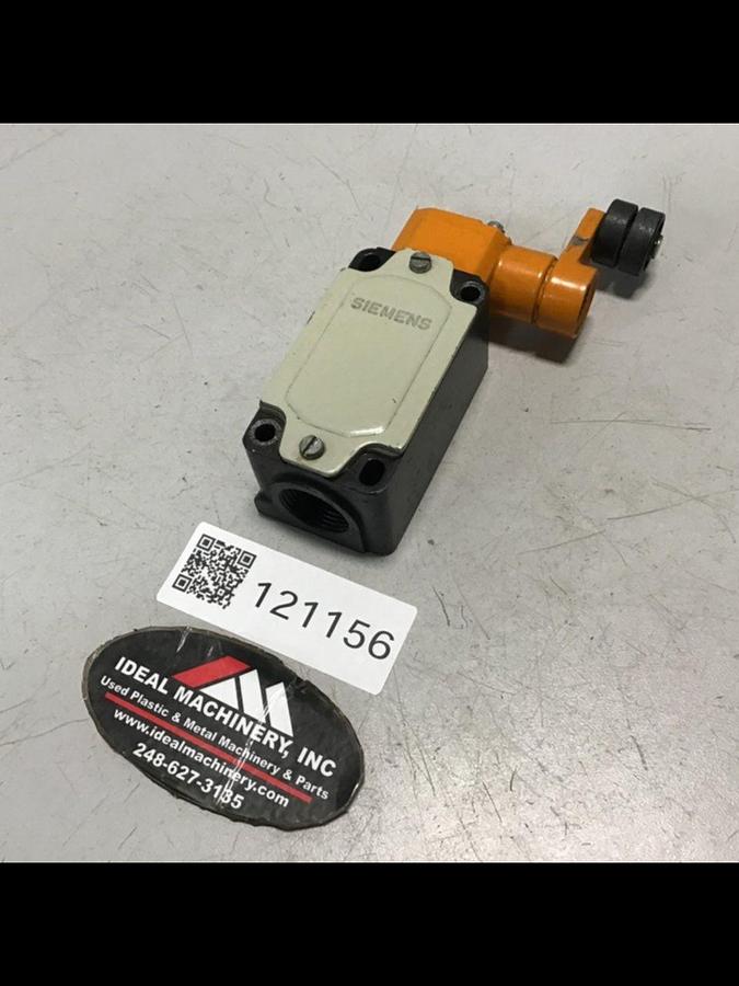 Used SIEMENS Limit Switch3 3SE3 120-1GW-Z USED