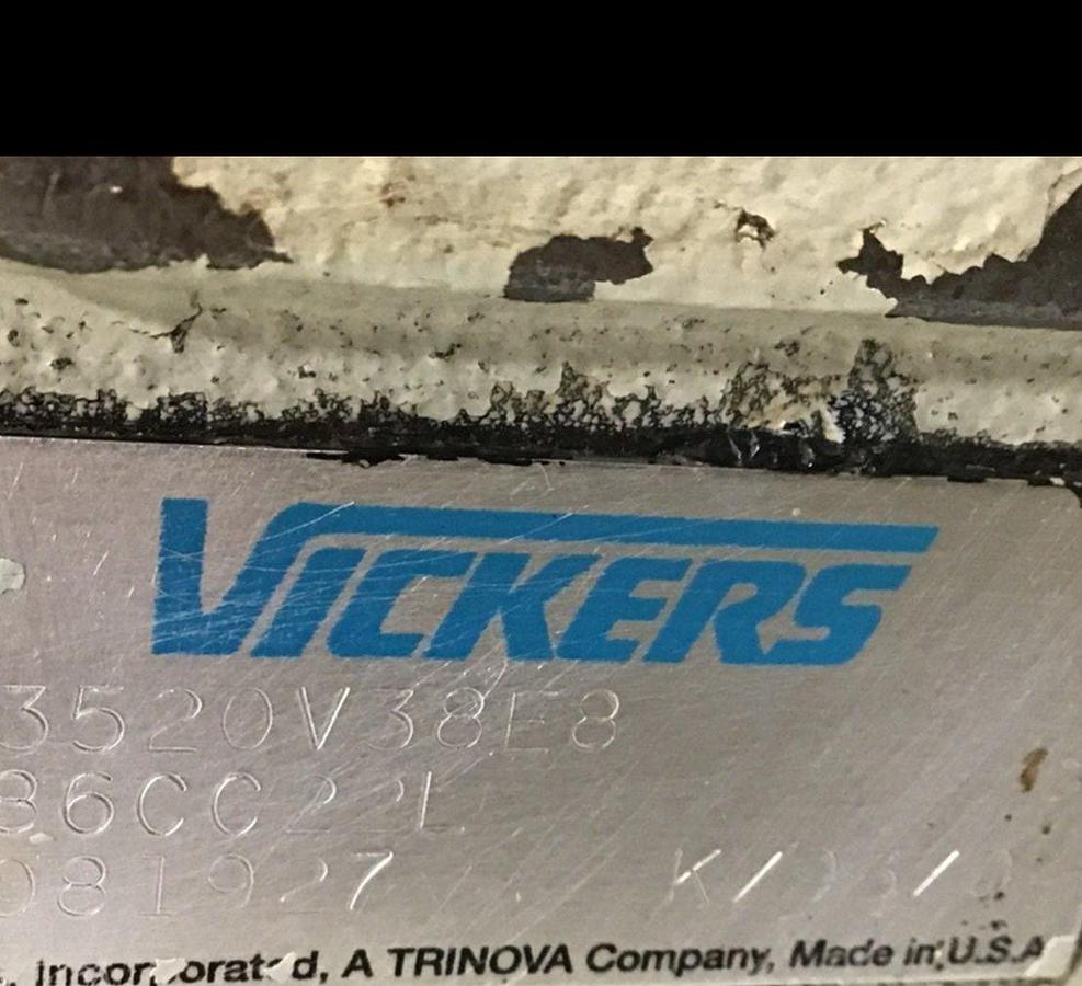 Used VICKERS Pump 3520V38E8 USED