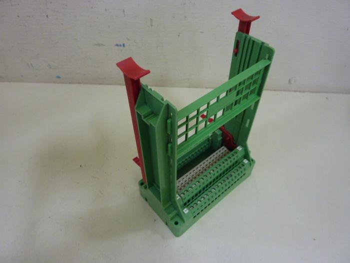 Used PHOENIX CONTACT Plug-In Card Holder SKBI64/F48 #59146