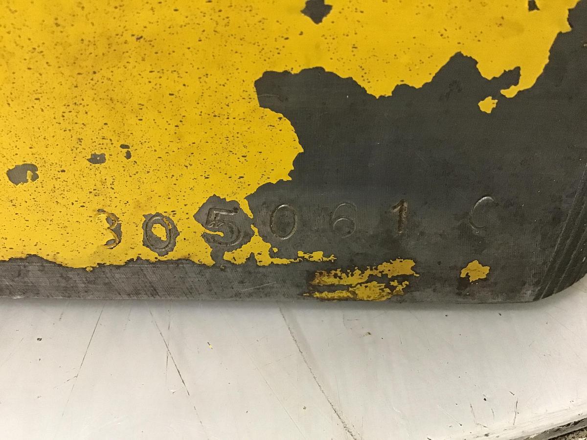 Used VAN DORN 305061-C Toggle Link Used