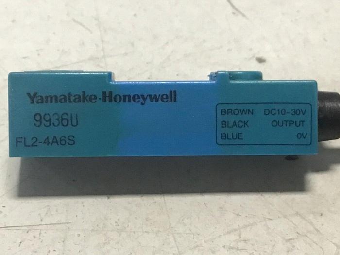Used YAMATAKE Proximity Switch FL2-4A6S #128228