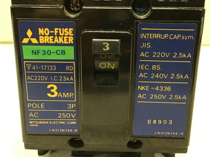 Used MITSUBISHI 3 Amp Circuit Breaker NF30-CB-3 #93885