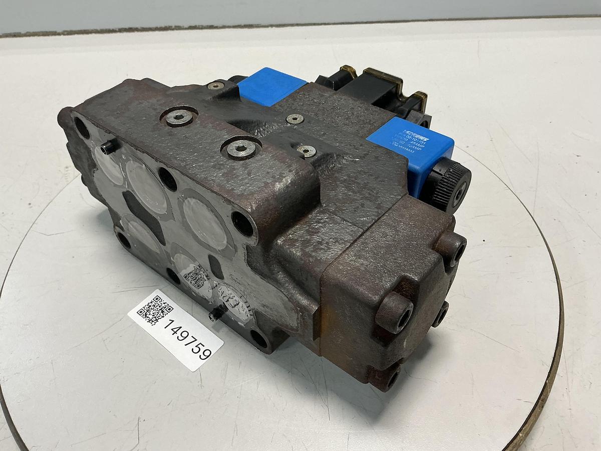 Used VICKERS DC5V-8-S-2C-M-FTWL-B-10